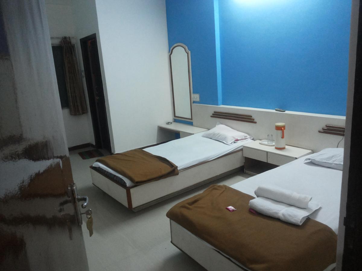 Hotel Sahara Palace Bhuj Eksteriør billede