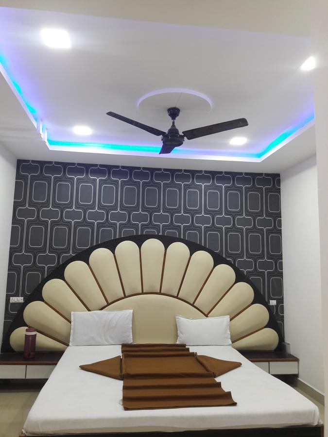 Hotel Sahara Palace Bhuj Eksteriør billede
