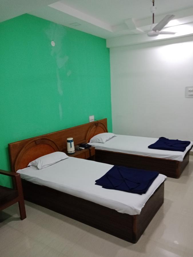 Hotel Sahara Palace Bhuj Eksteriør billede